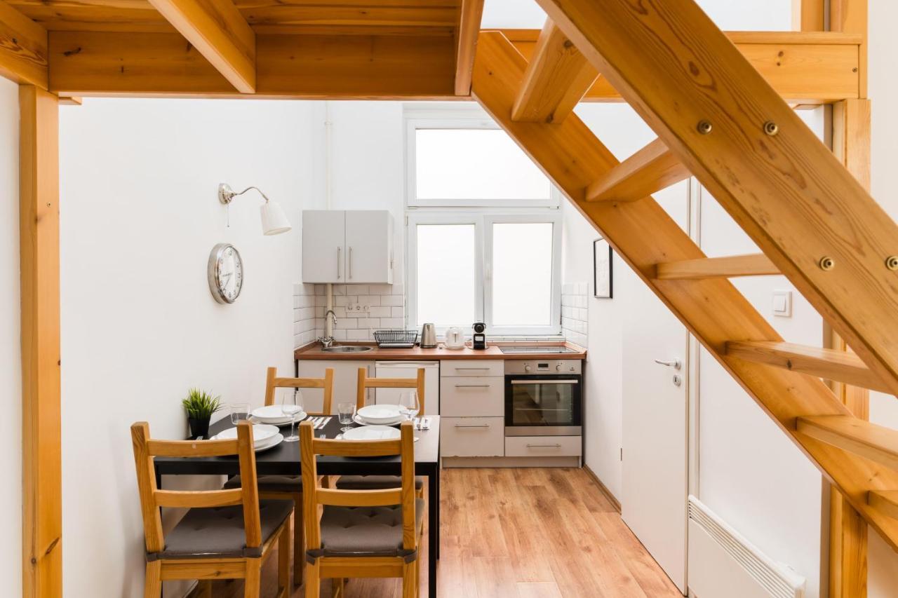 Sesame Wide Apartment Будапеща Екстериор снимка